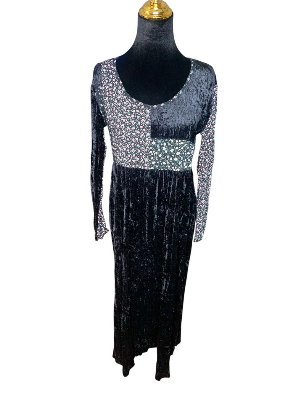 VTG Judy’s Black Velvet Patchwork Whimsigoth 90s Long Sleeve Maxi Dress Dark Rom